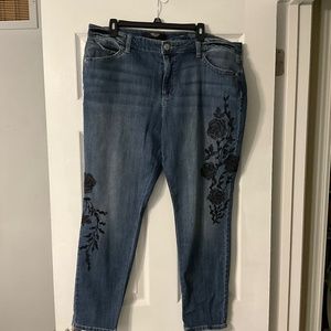 Vera Wang Medium Wash Plus size jeans with Black floral appliqué  -Size 18